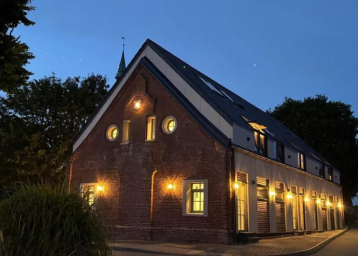 Alte Schule Klassenzimmer 4 *